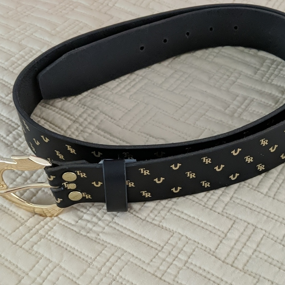 Brand new men's True Religion Black/ Gold Belt